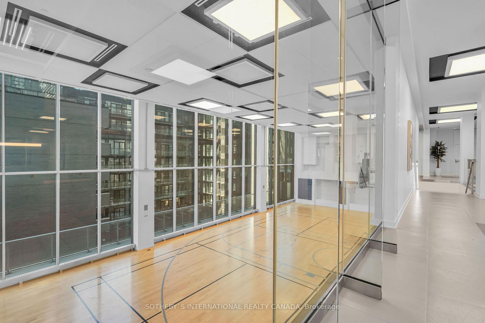 99 Broadway Ave, unit 1809 for sale