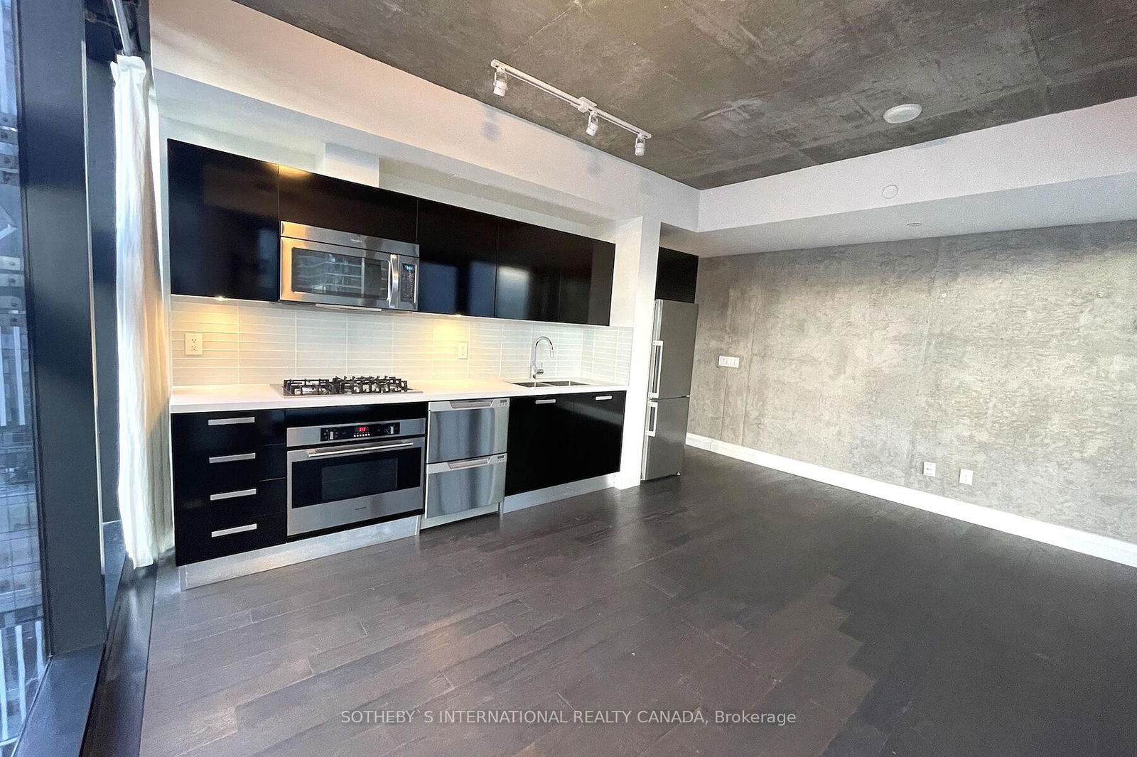 224 King Street West St W, unit 1907 for rent