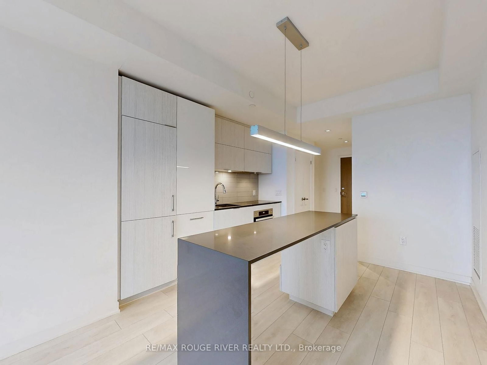 20 Richardson St, unit 3601 for rent