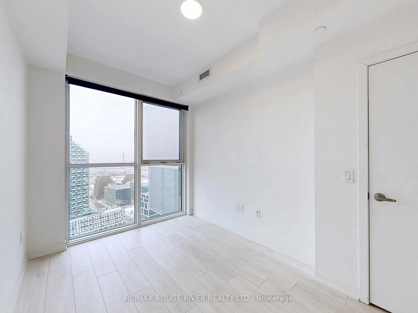 20 Richardson St, unit 3601 for rent