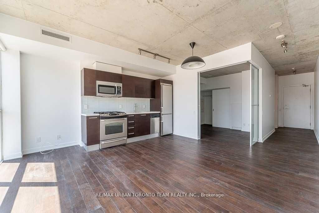 318 King St E, unit 411 for rent