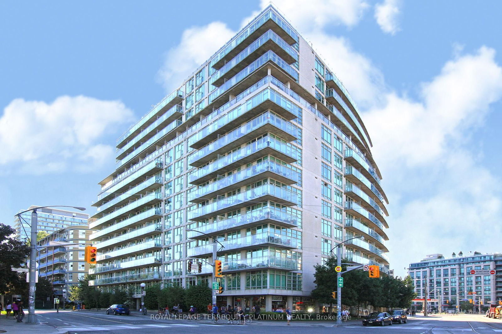 650 Queens Quay W, unit 1123 for sale