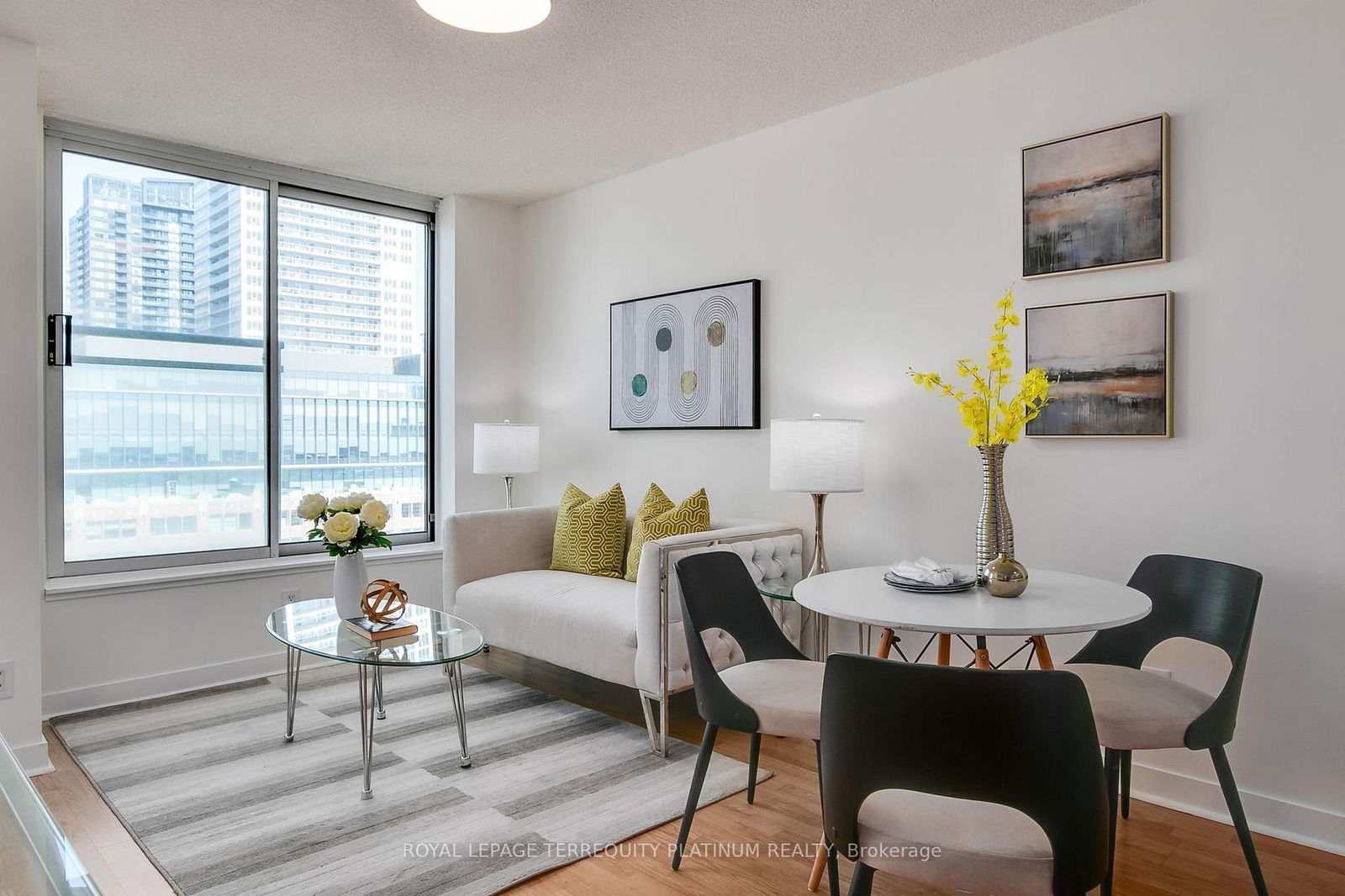 650 Queens Quay W, unit 1123 for sale