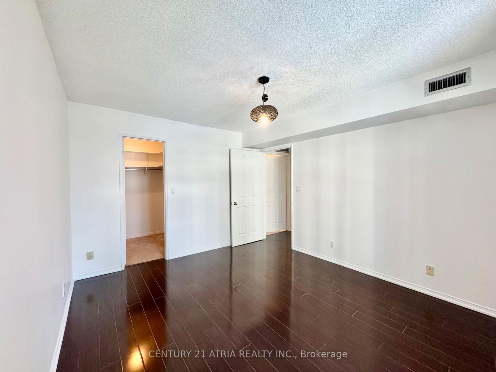 38 Hollywood Ave, unit 308 for rent