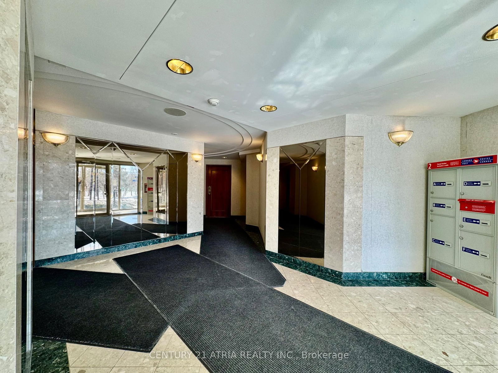 38 Hollywood Ave, unit 308 for rent