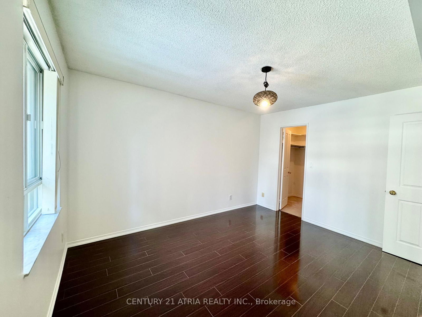 38 Hollywood Ave, unit 308 for rent