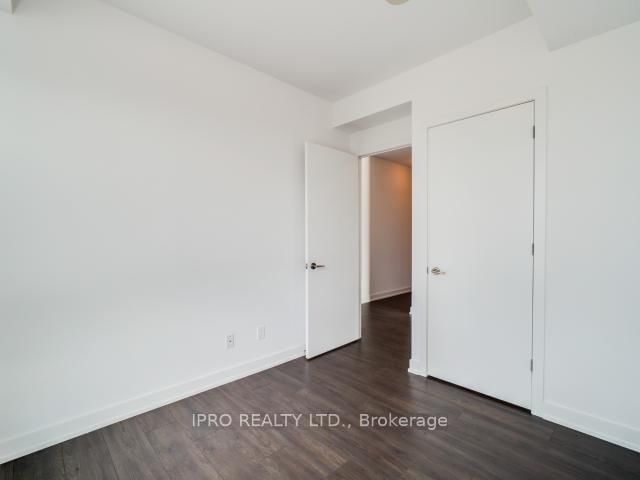 50 Bruyeres Mews, unit 1212 for rent