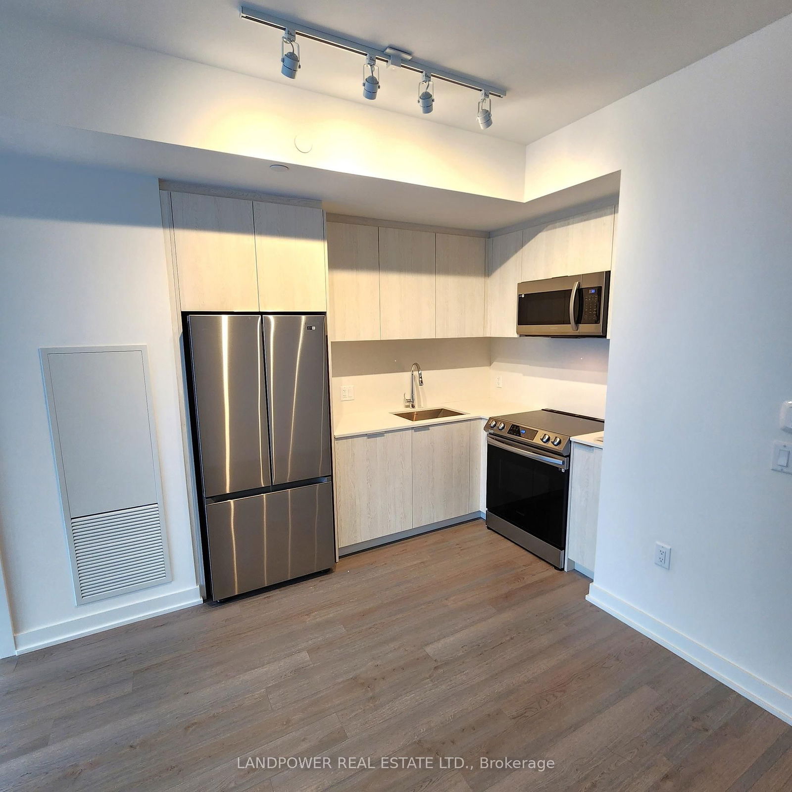 357 King St W, unit 2302 for rent