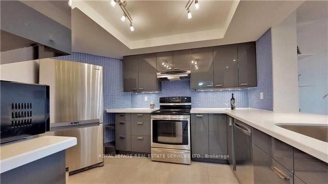 10 Kenneth Ave, unit 609 for rent