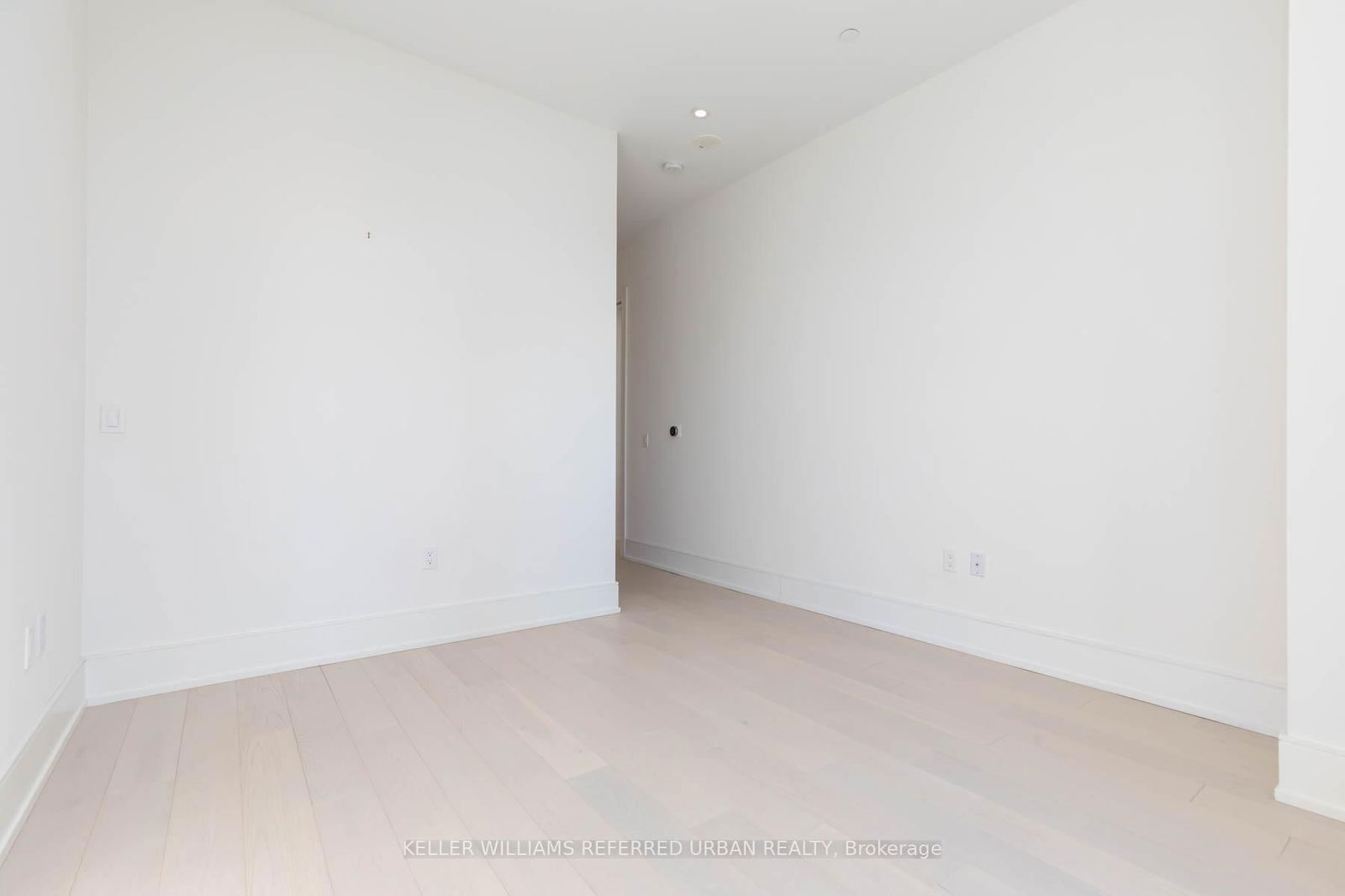 1 Yorkville Ave, unit Ph06 for sale