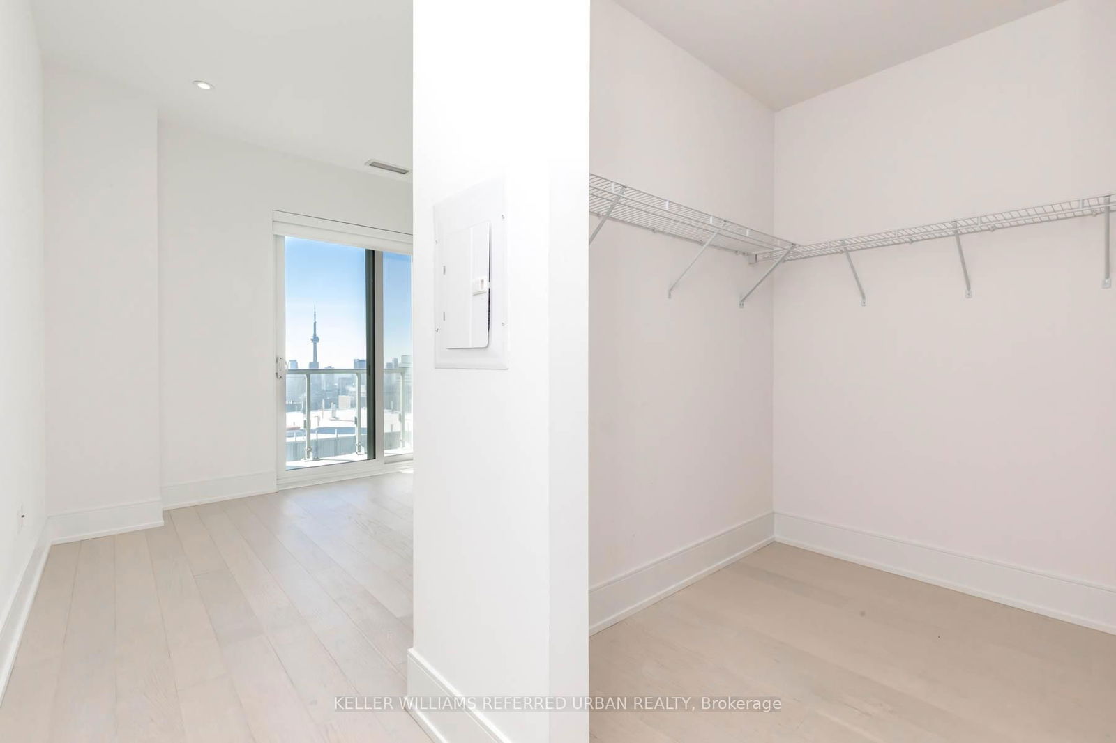 1 Yorkville Ave, unit Ph06 for sale