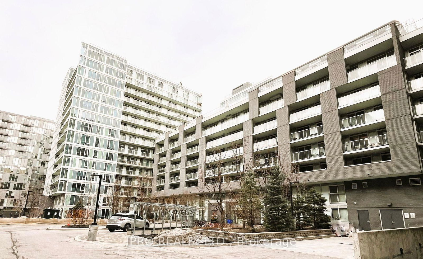 565 Wilson Ave, unit W307 for rent