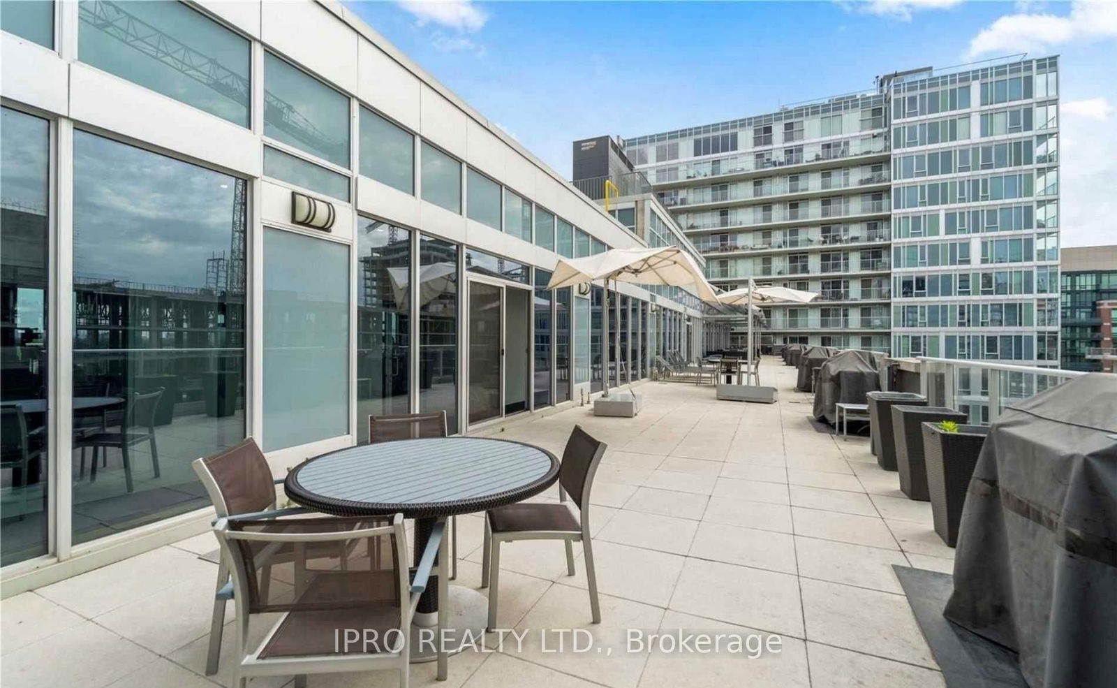 565 Wilson Ave, unit W307 for rent