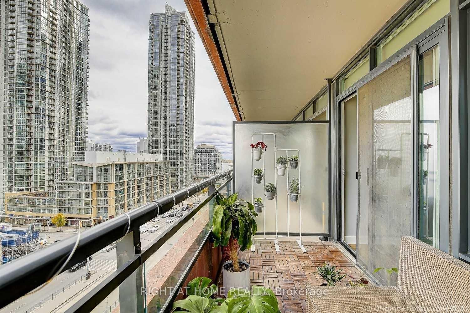 4K Spadina Ave, unit 909 for rent