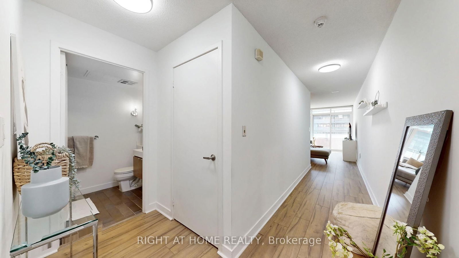 4K Spadina Ave, unit 909 for rent