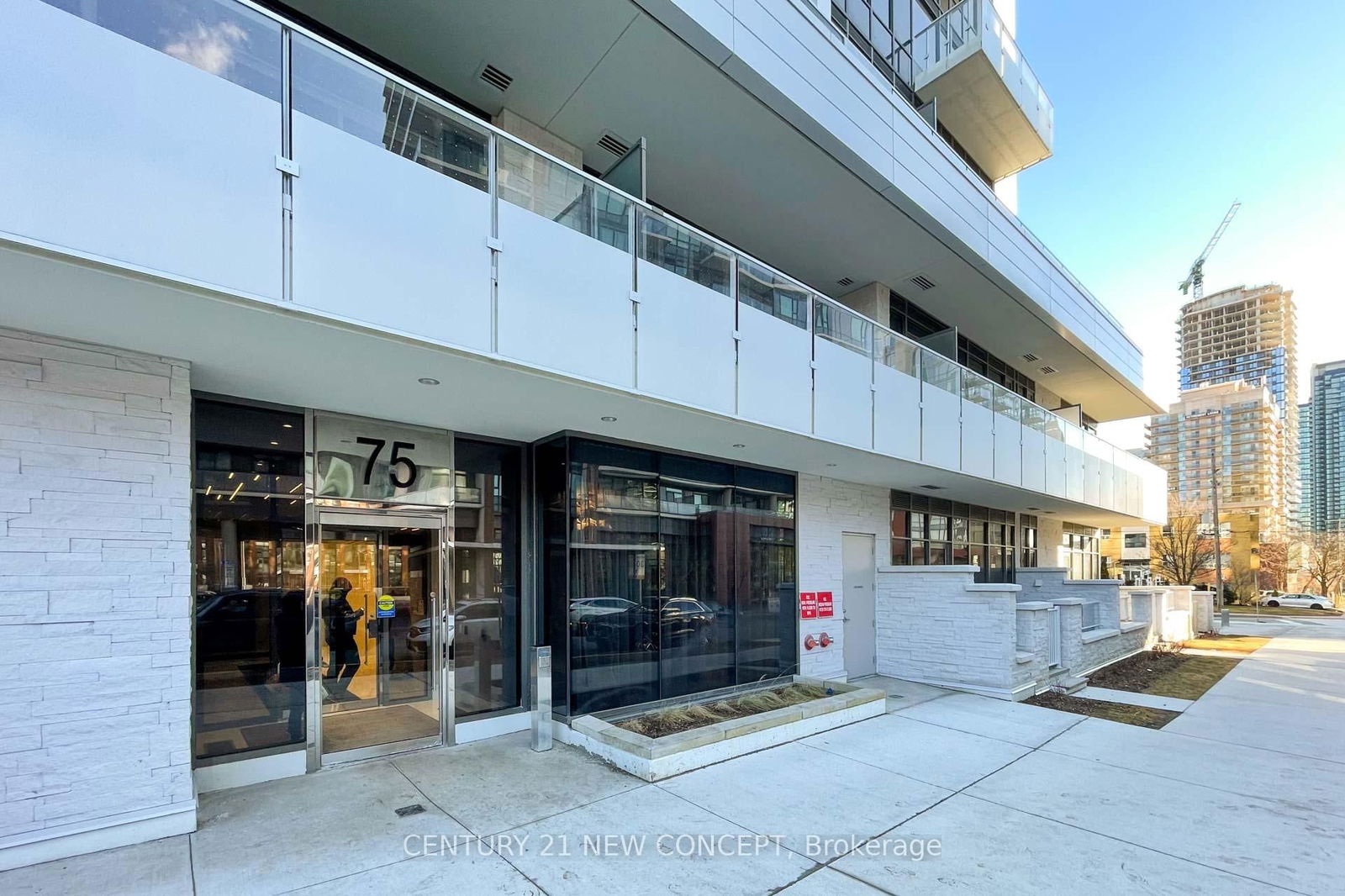 75 Canterbury Pl, unit 803 for sale