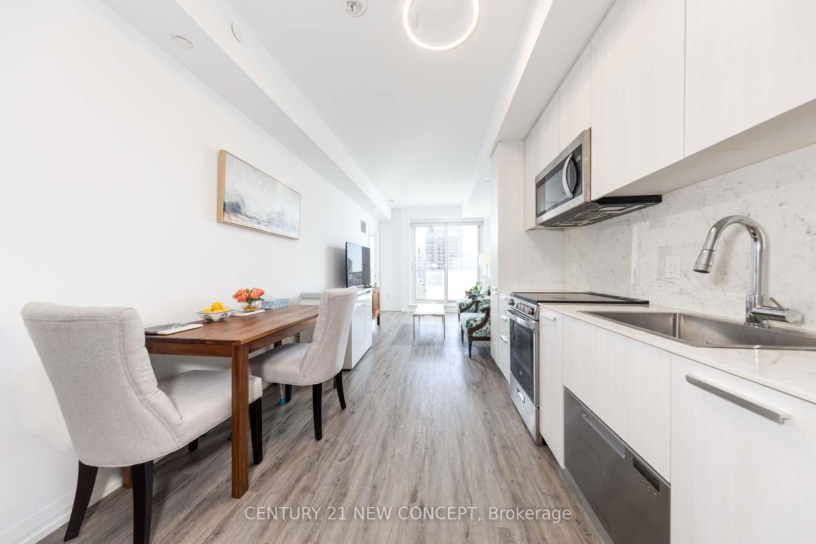 75 Canterbury Pl, unit 803 for sale