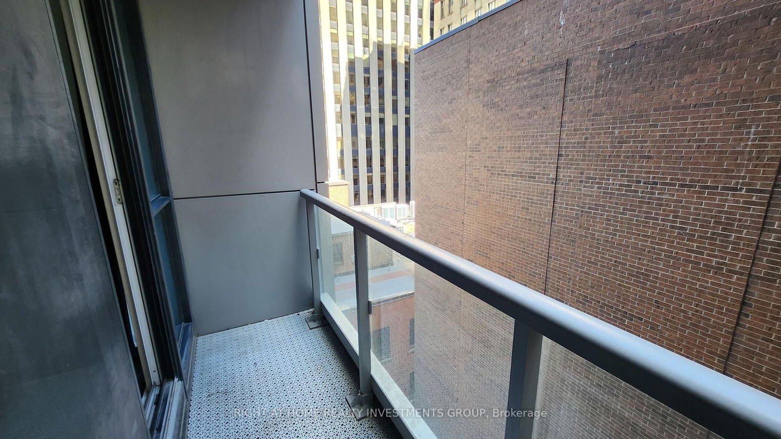 70 Temperance St, unit 1104 for rent