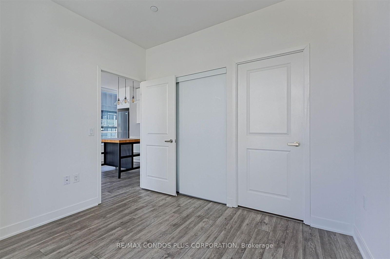 195 Redpath Ave, unit Ph03 for sale