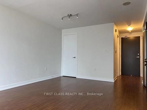 8 Telegram Mews, unit 716 for rent