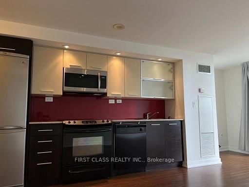 8 Telegram Mews, unit 716 for rent