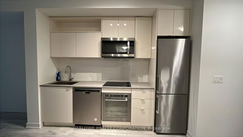 121 Lower Sherbourne St, unit 543 SW for rent