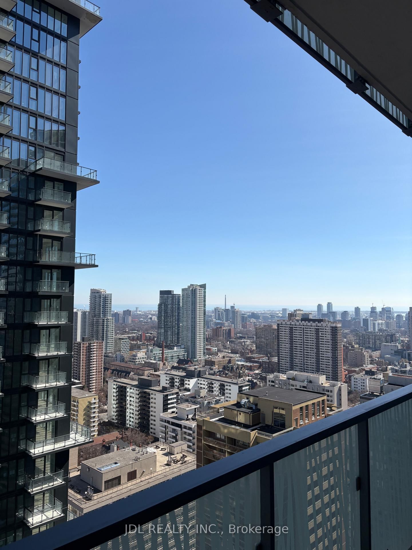 50 Charles St E, unit 3013 for rent