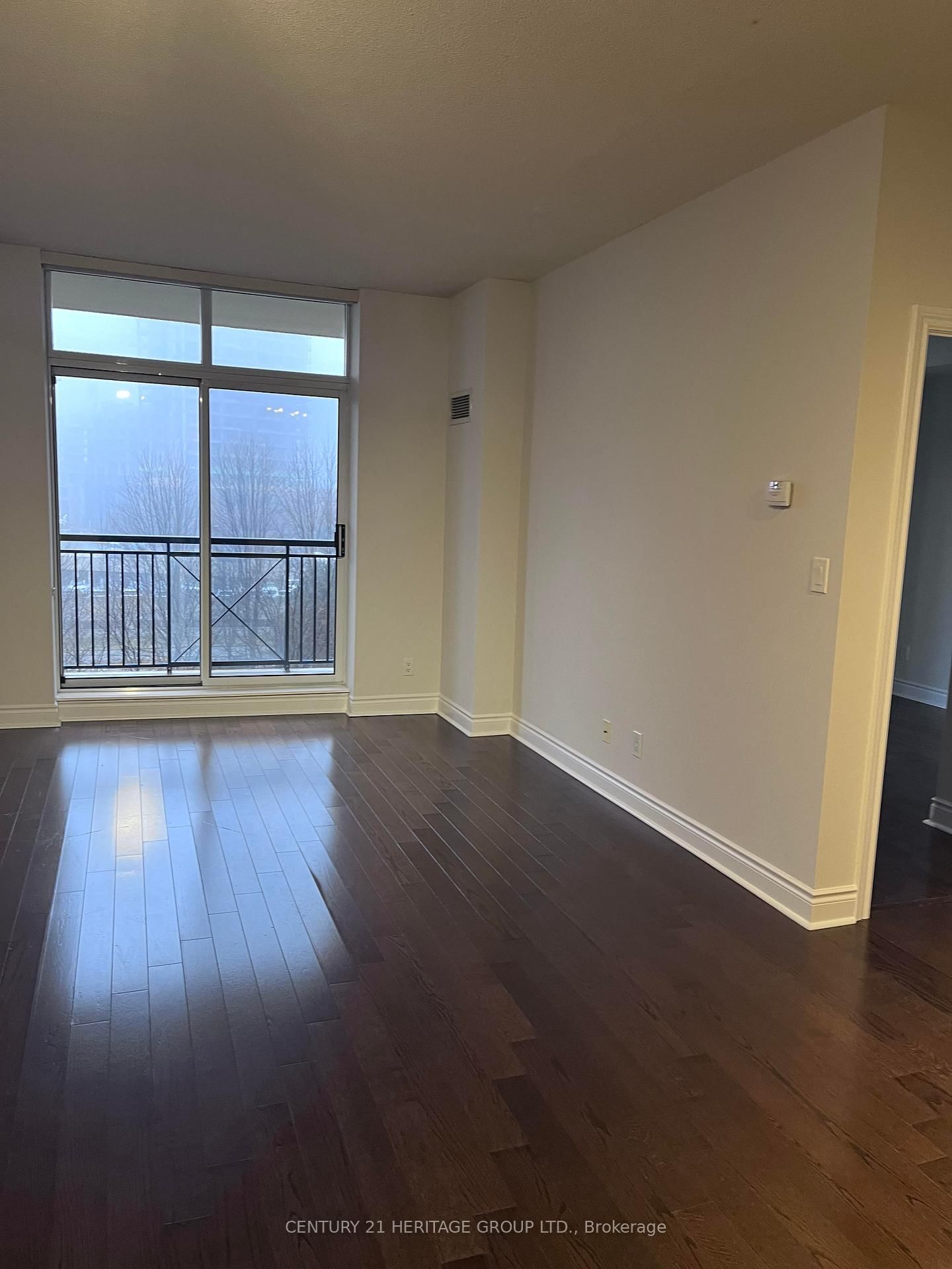 1105 Leslie St, unit 507 for rent