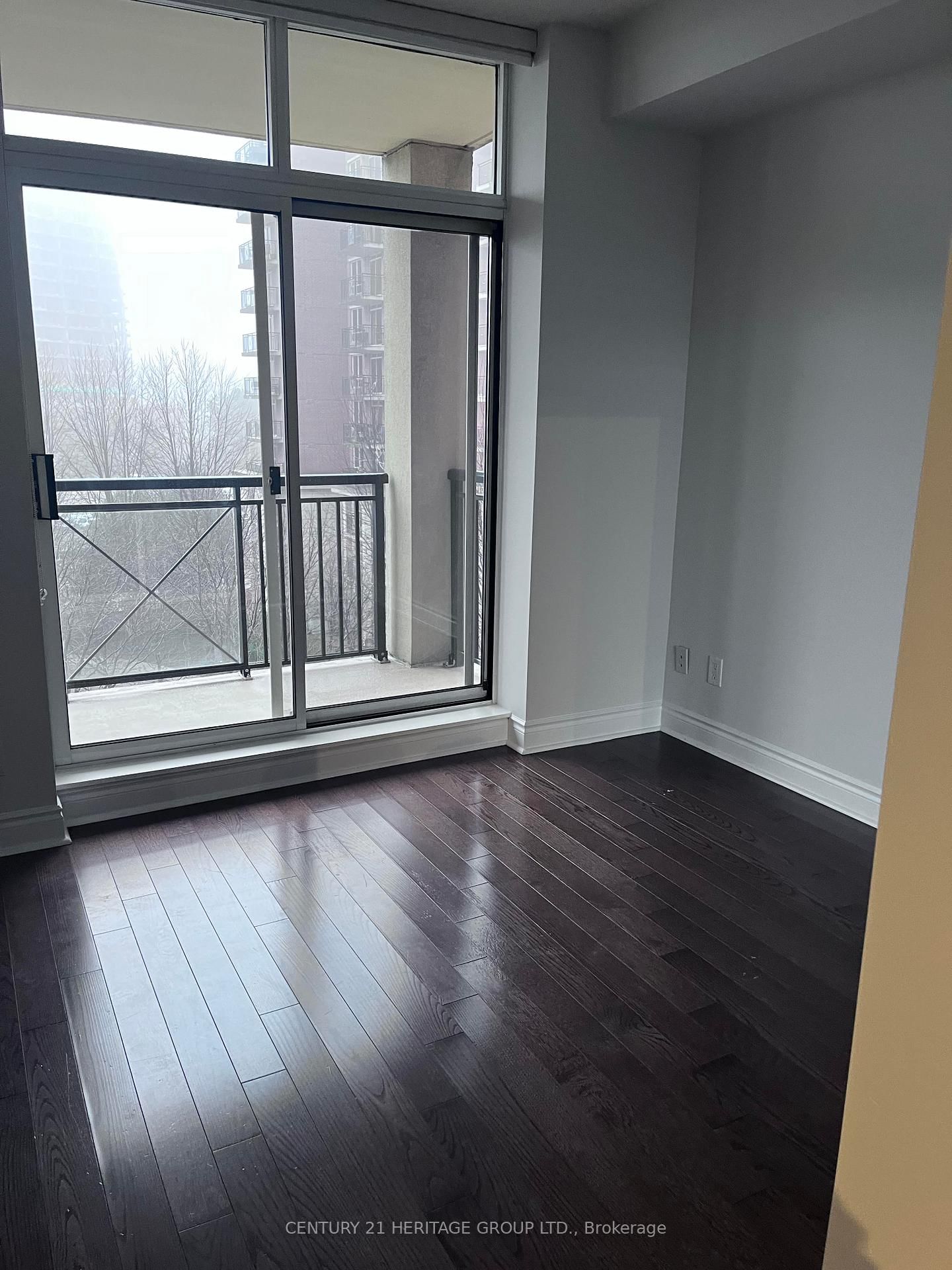 1105 Leslie St, unit 507 for rent