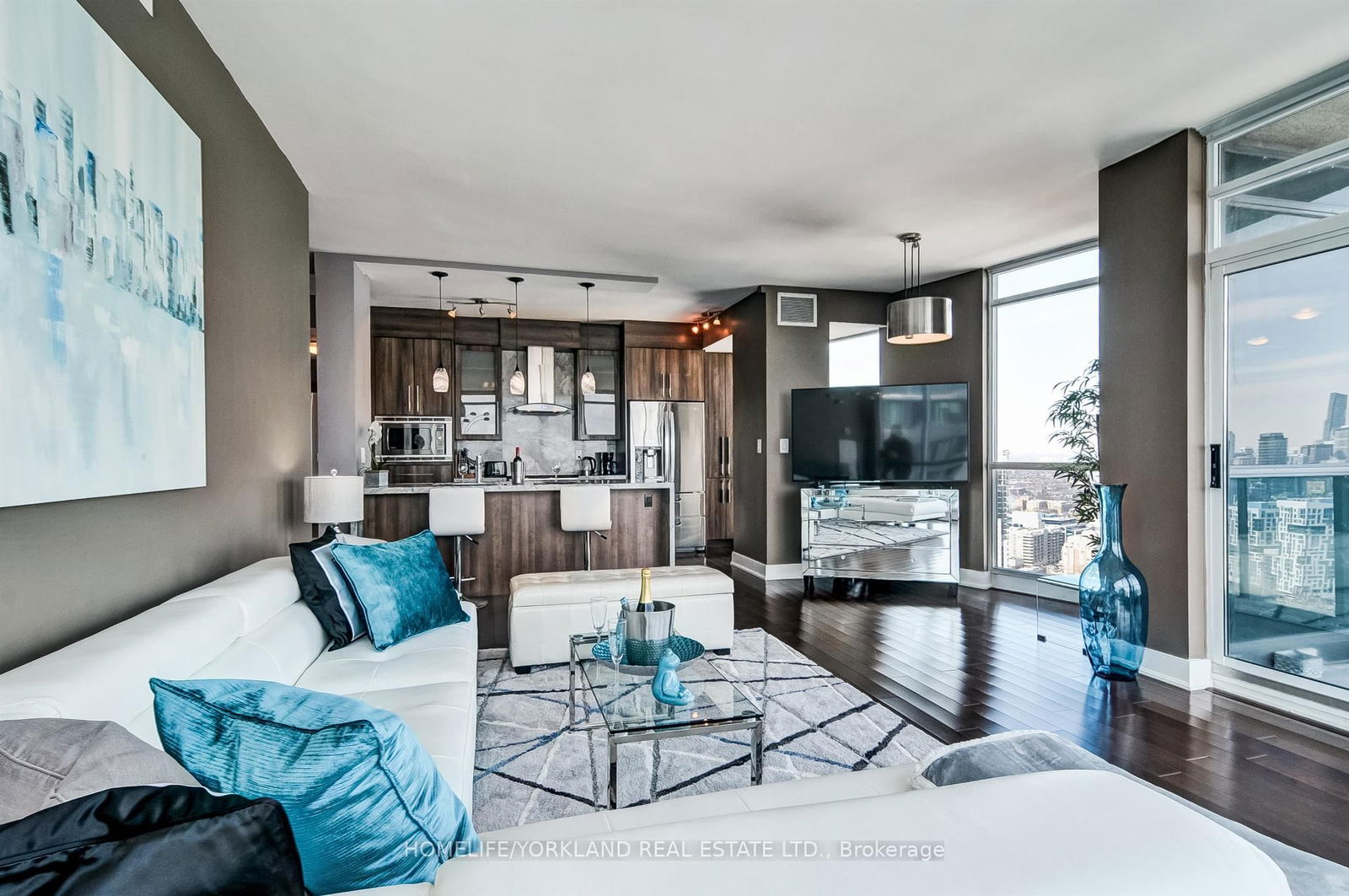 219 Fort York Blvd, unit Lph02 for rent