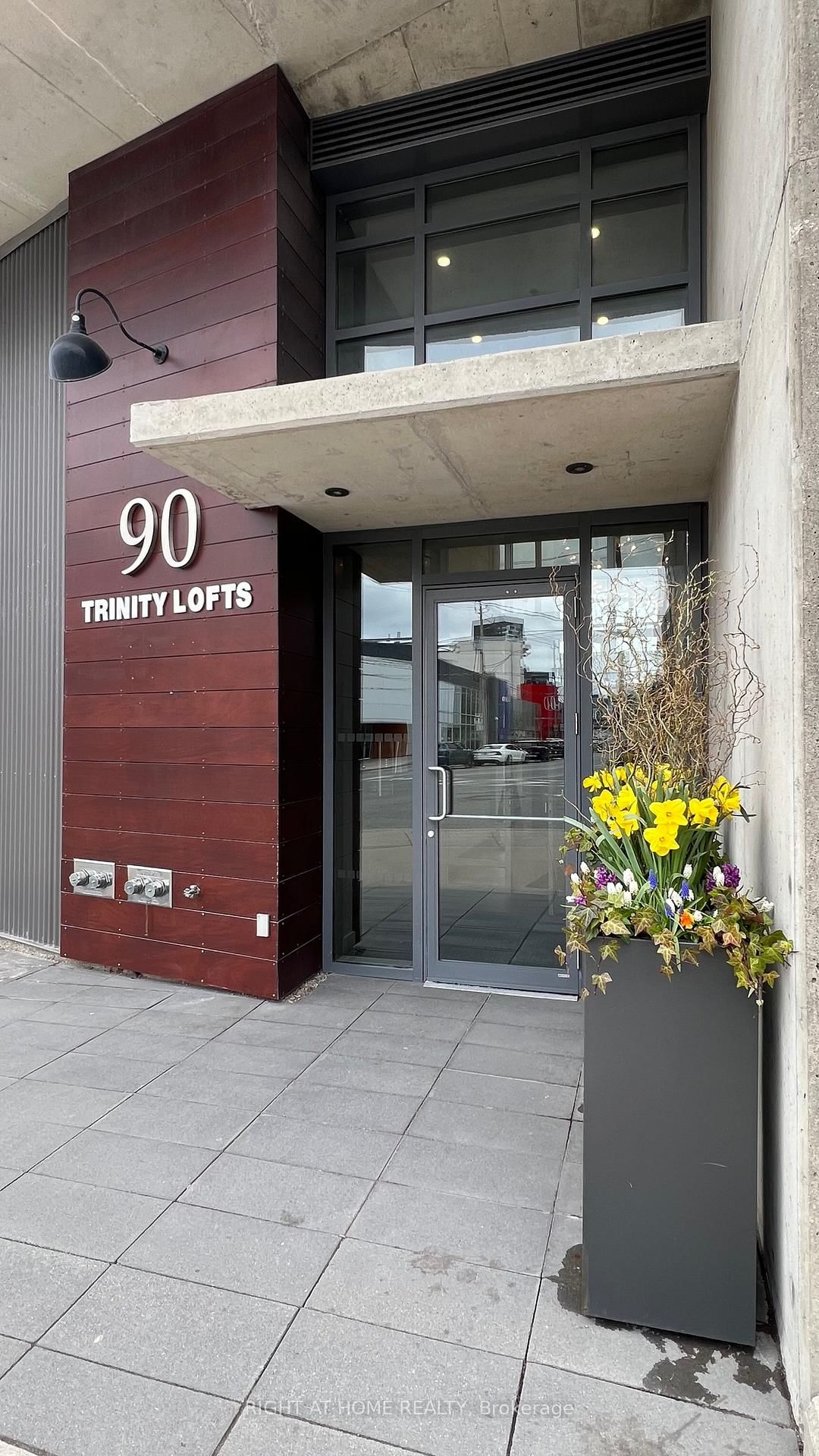 90 Trinity St, unit 602 for sale