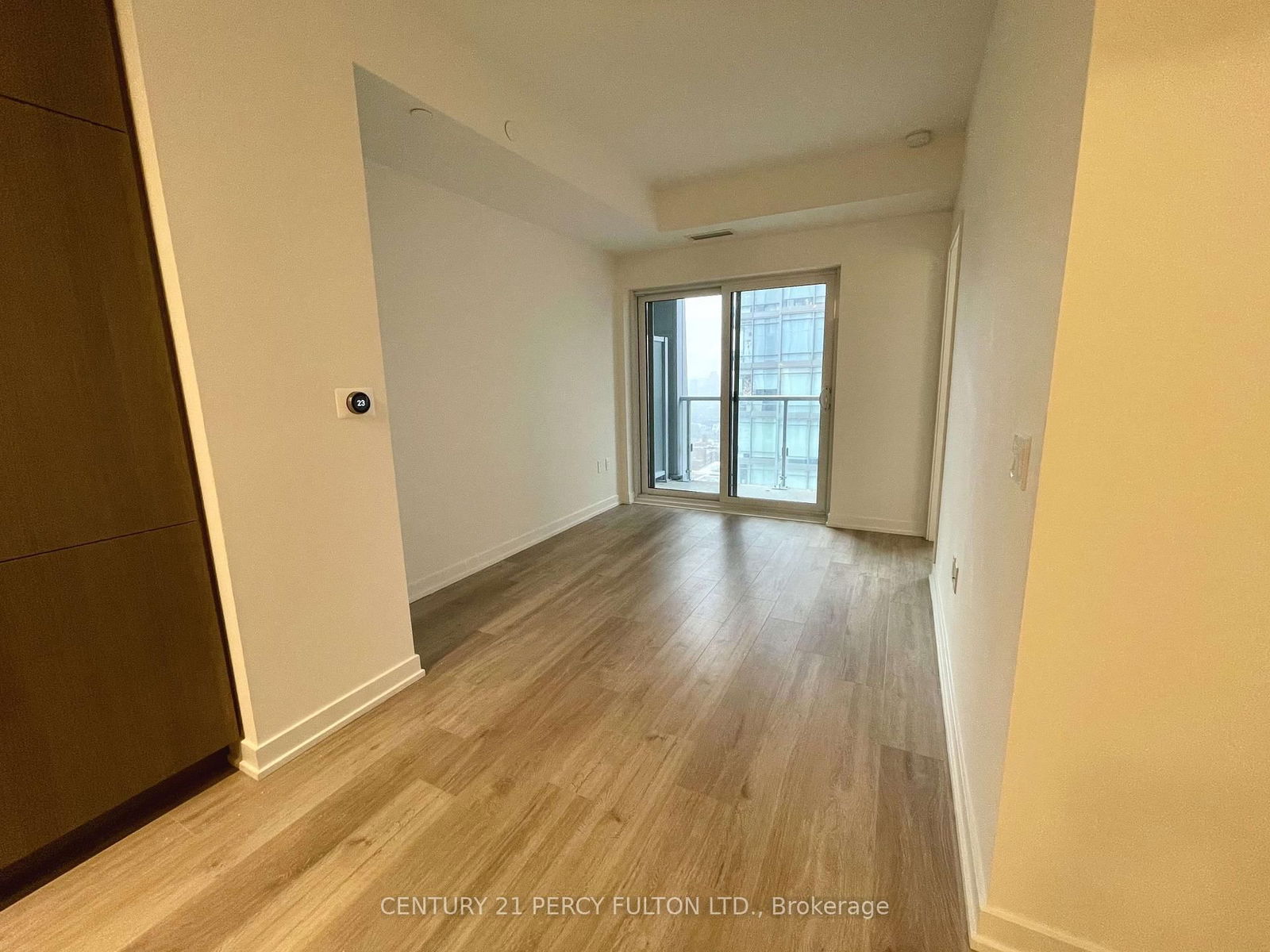 1 Yorkville Ave, unit 2507 for rent