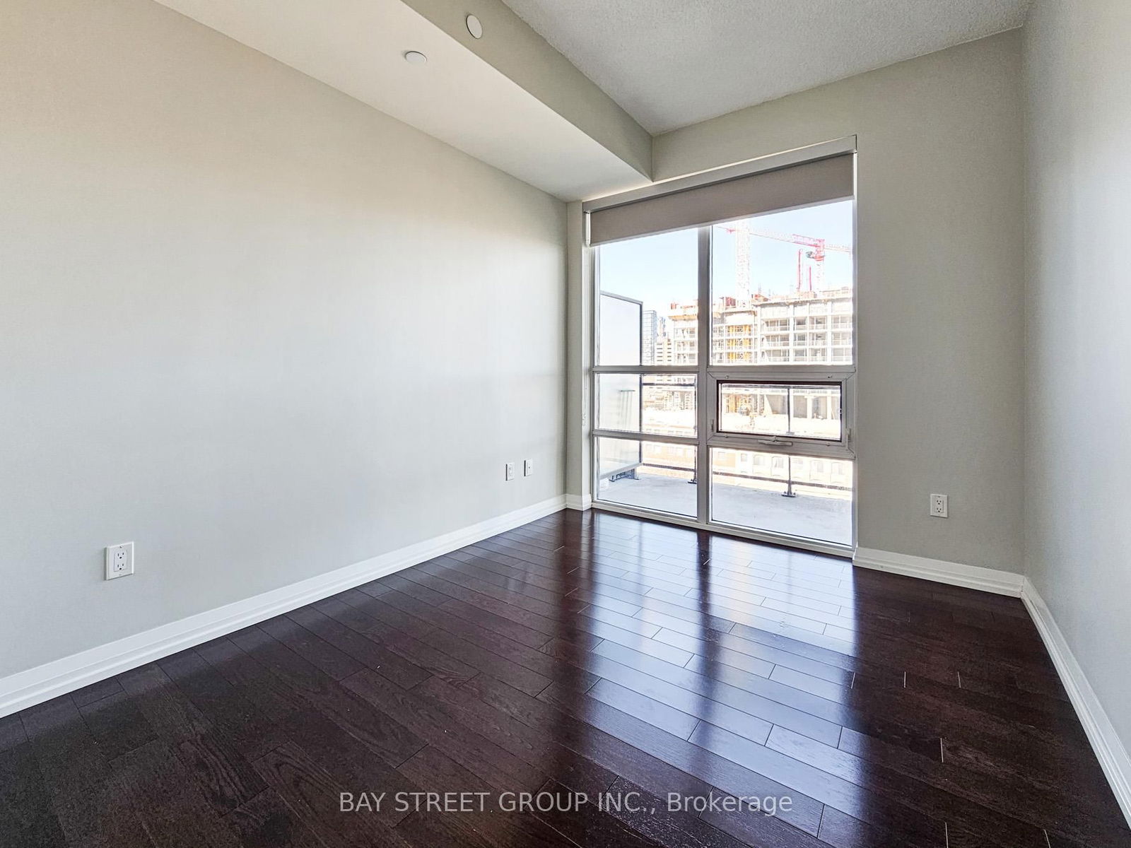 460 Adelaide St E, unit 1122 for sale