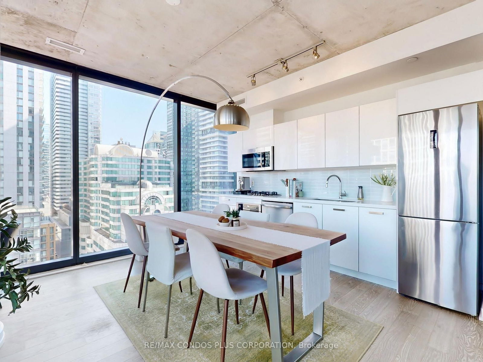 11 Charlotte St, unit 1706 for sale