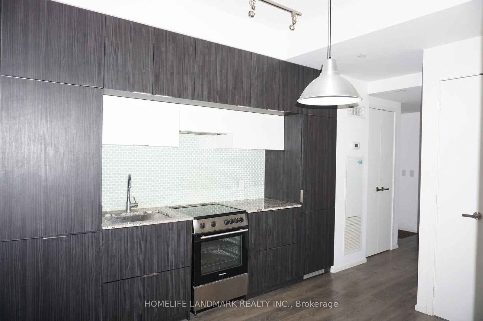 159 Dundas St E, unit 1402 for rent