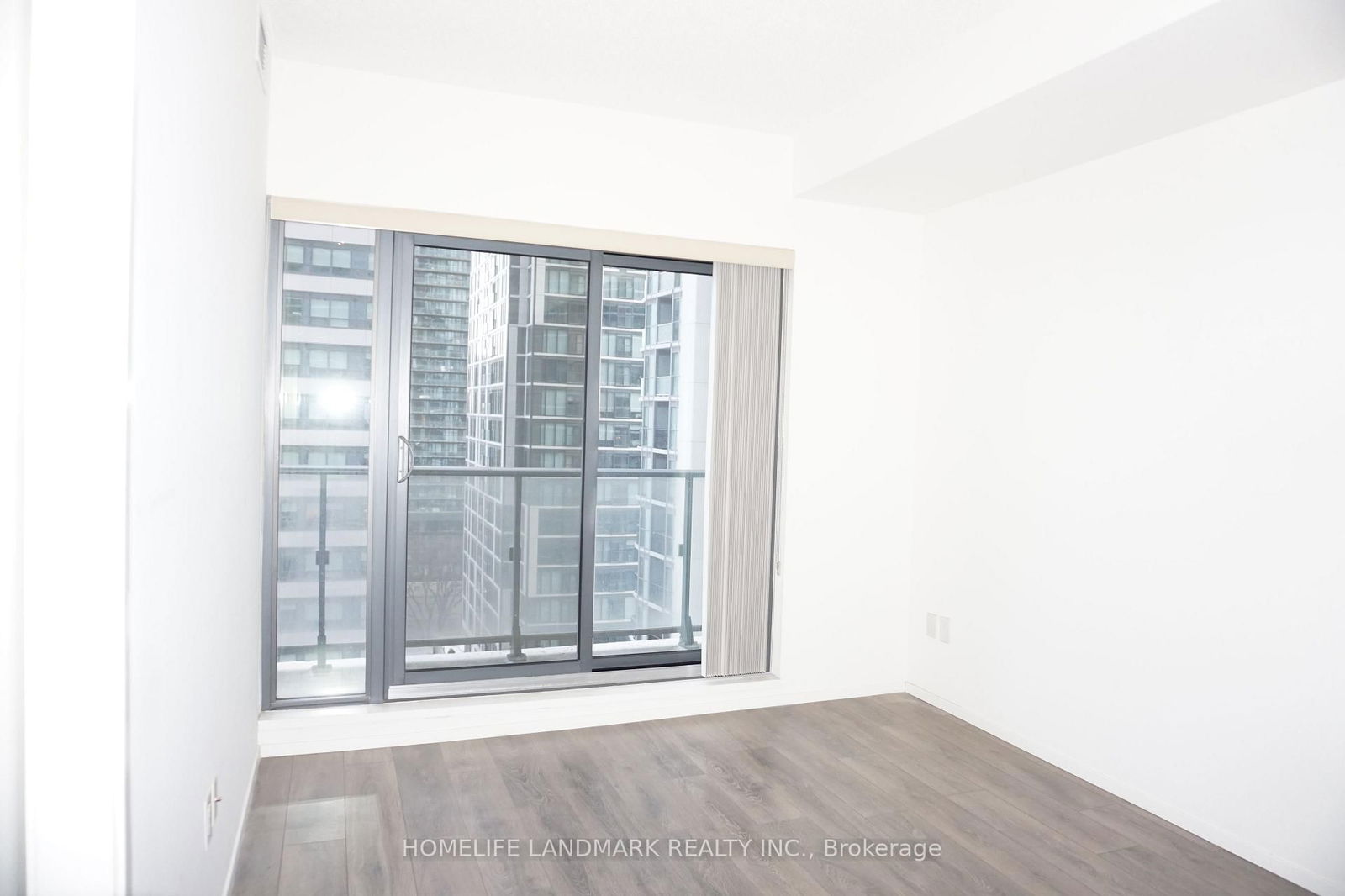 159 Dundas St E, unit 1402 for rent