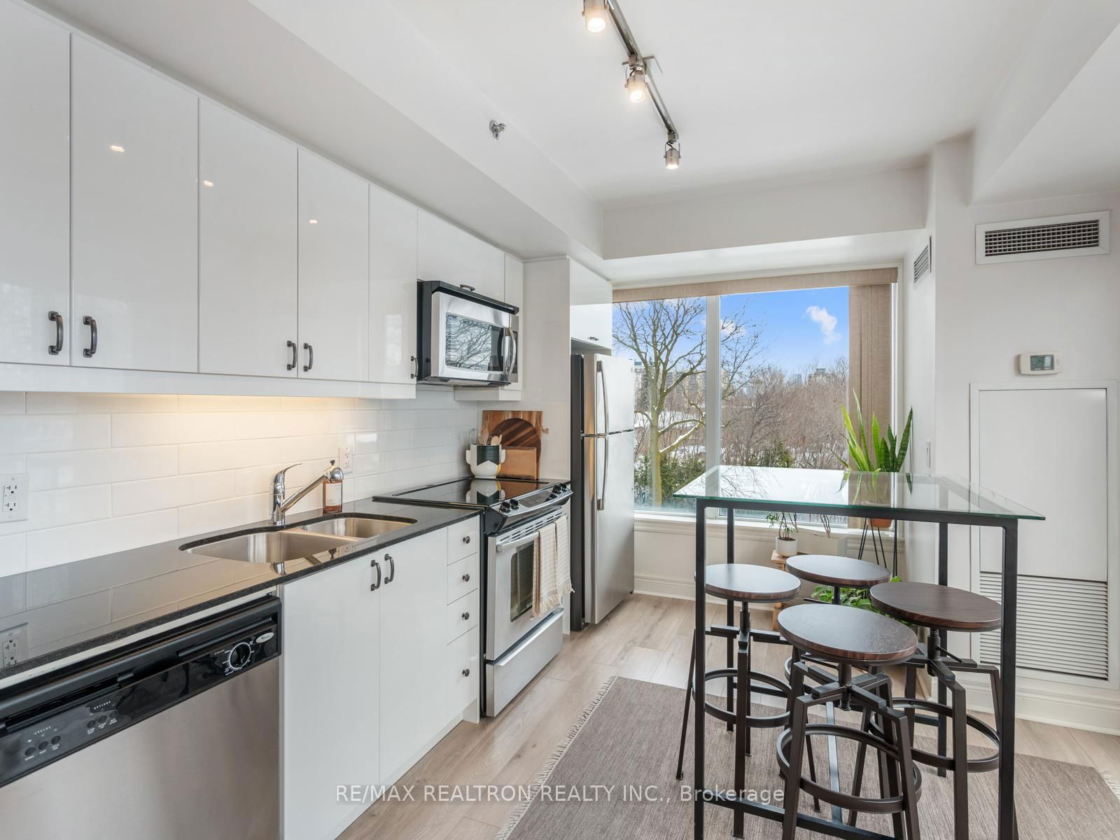 701 Sheppard Ave W, unit 238 for sale