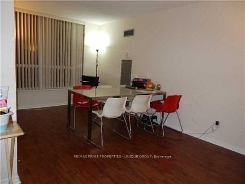 750 Bay St, unit 2802 for rent