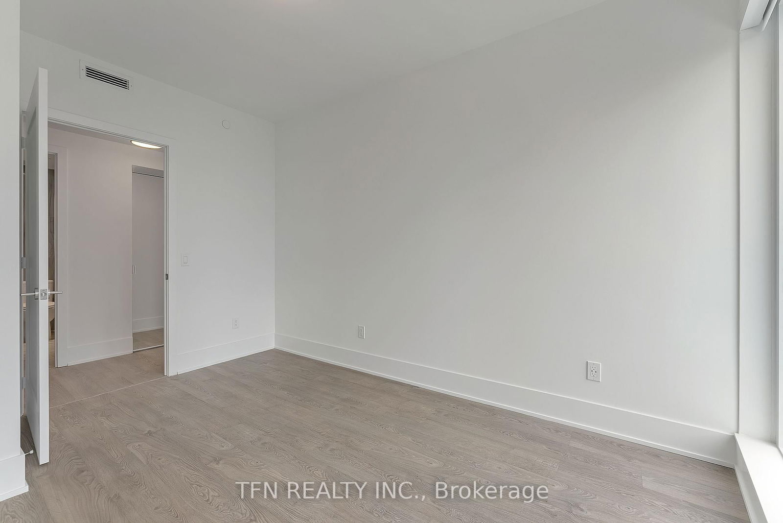 470 Front St W, unit 1412 for rent