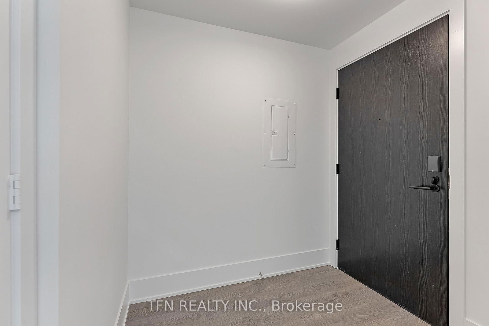 470 Front St W, unit 1412 for rent