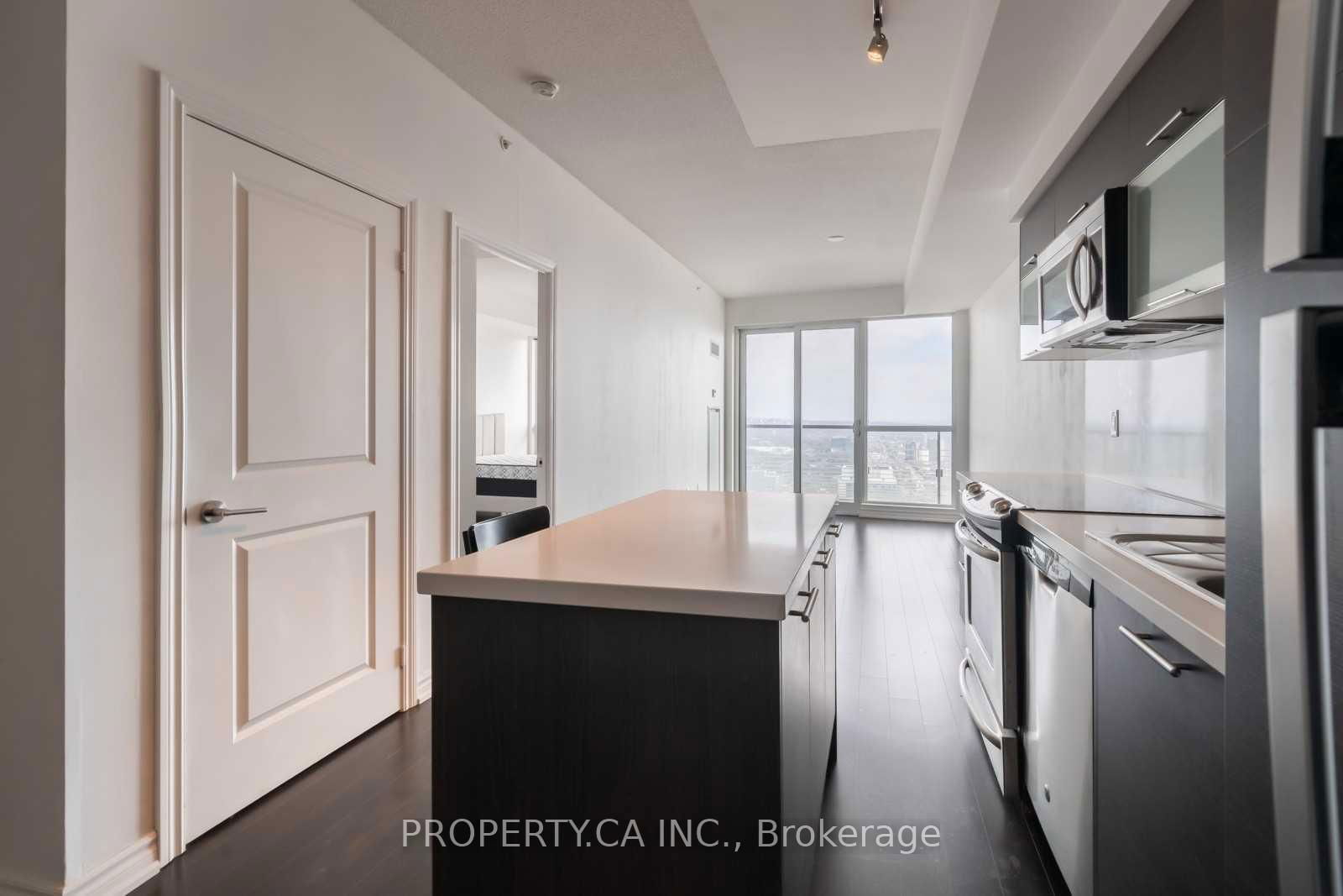 386 Yonge St, unit 4403 for rent