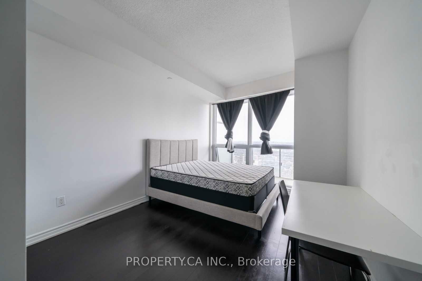 386 Yonge St, unit 4403 for rent