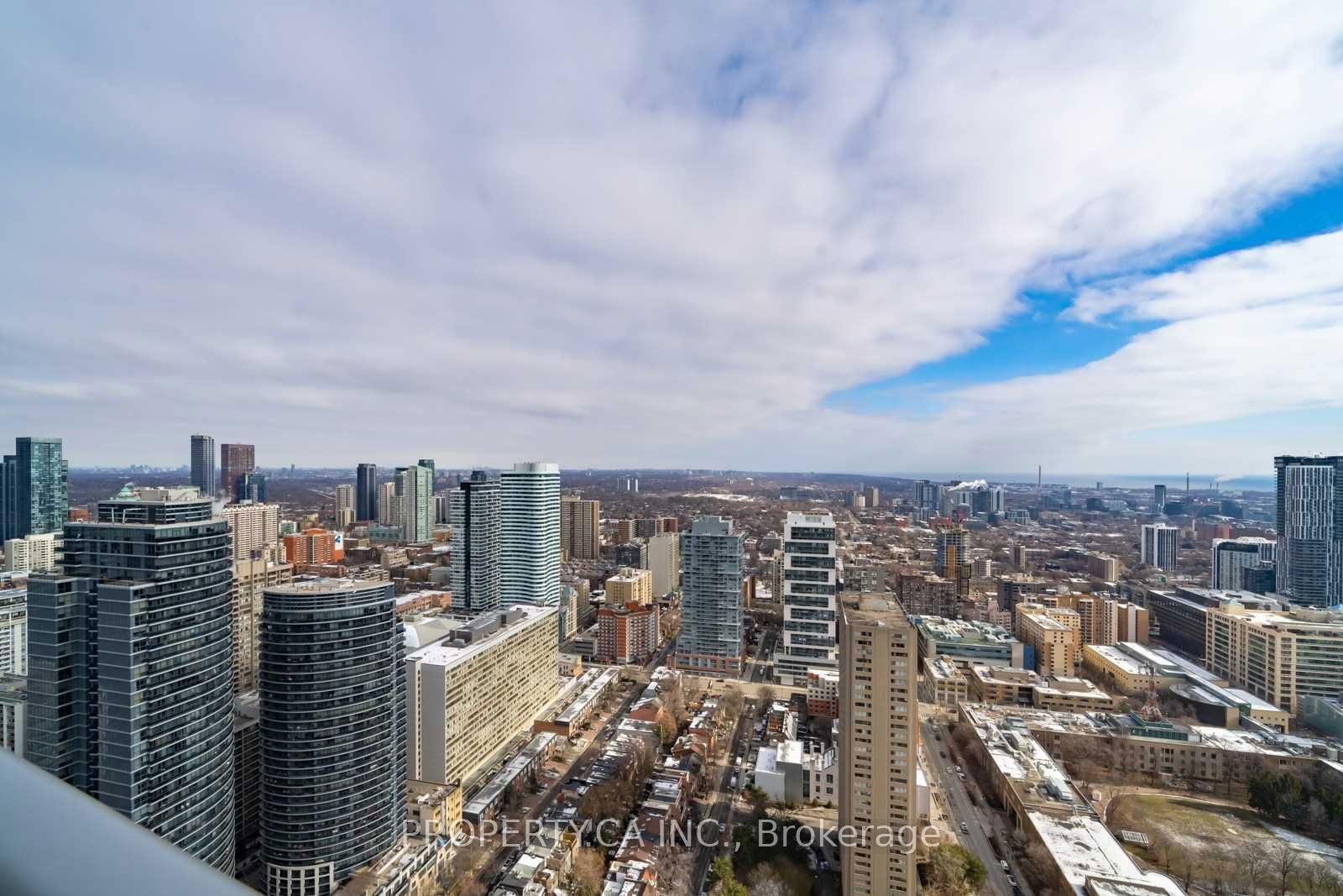 386 Yonge St, unit 4403 for rent