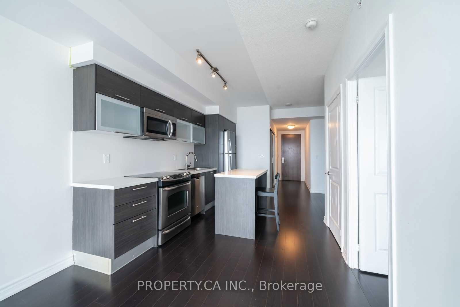 386 Yonge St, unit 4403 for rent