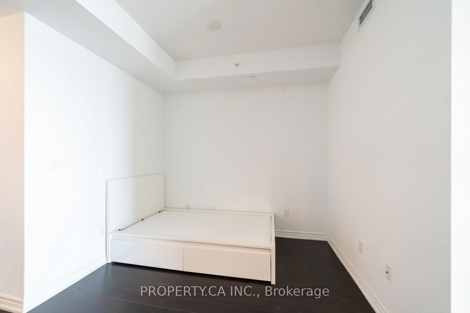 386 Yonge St, unit 4403 for rent