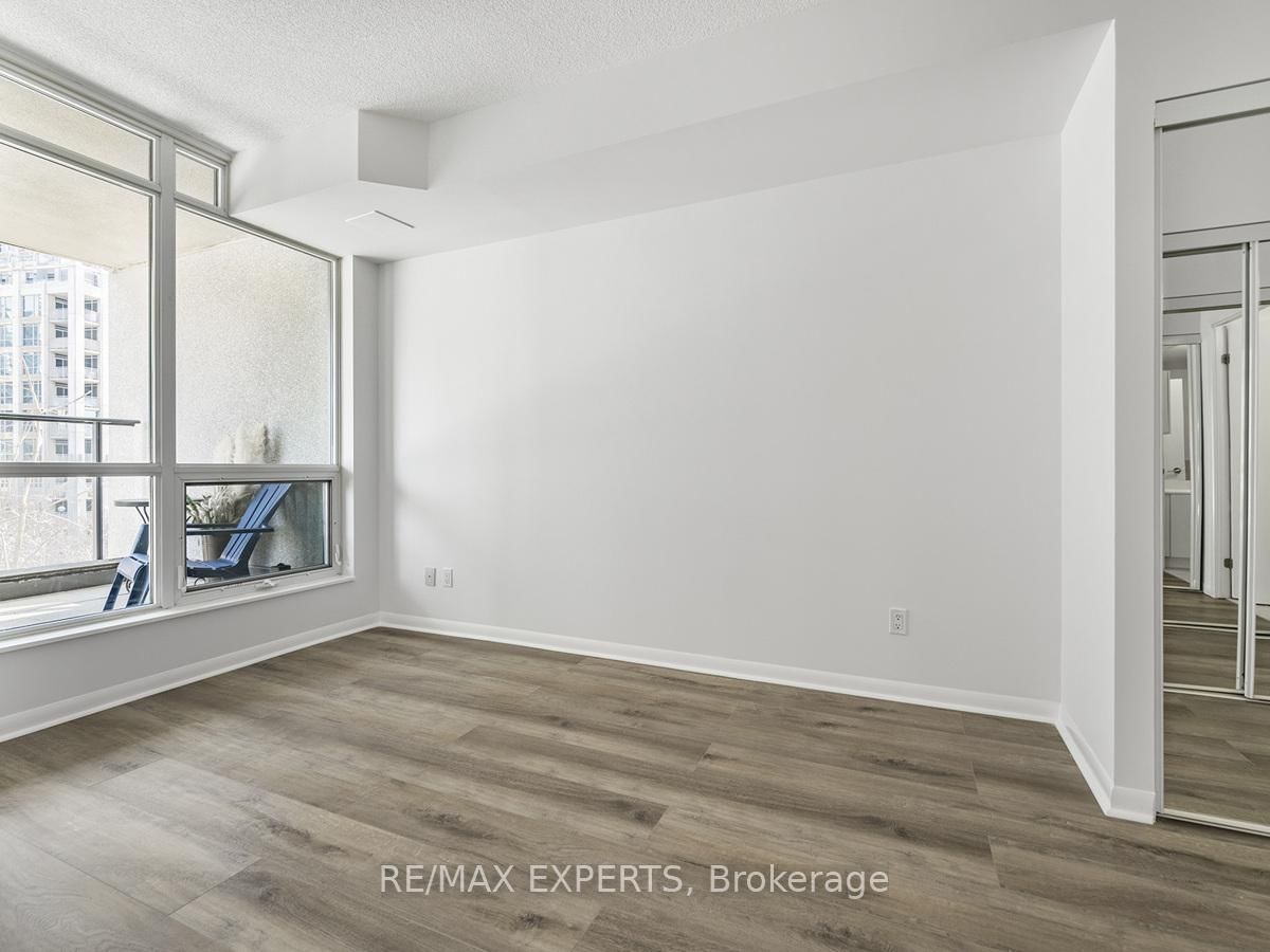 209 Fort York Blvd, unit 379 for rent