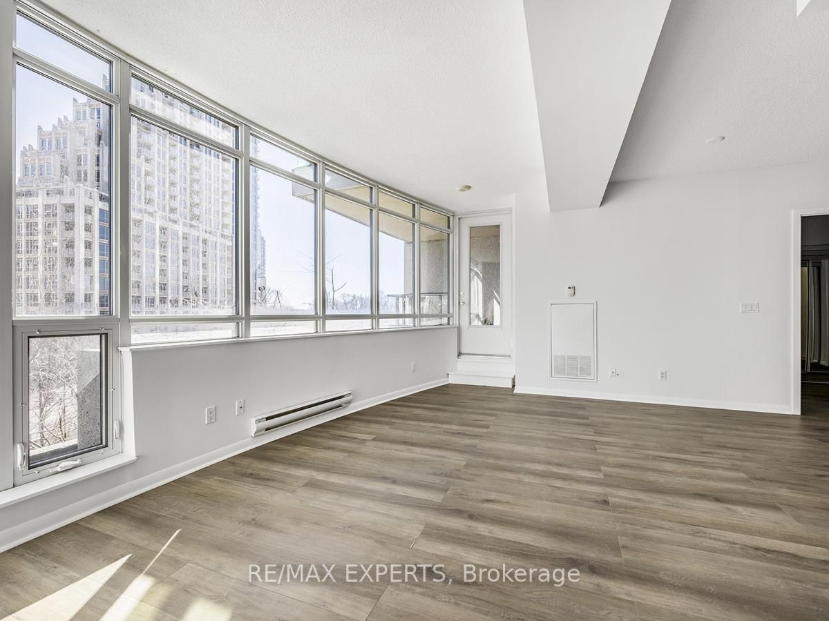 209 Fort York Blvd, unit 379 for rent