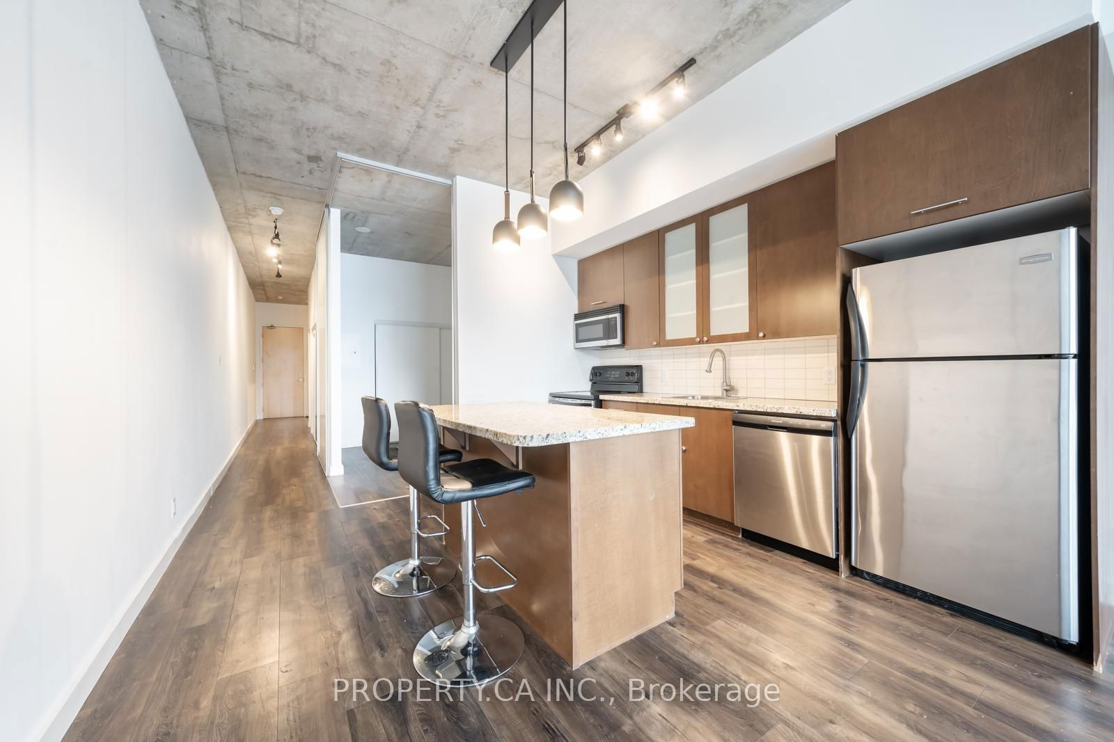 33 Mill St, unit 407 for sale