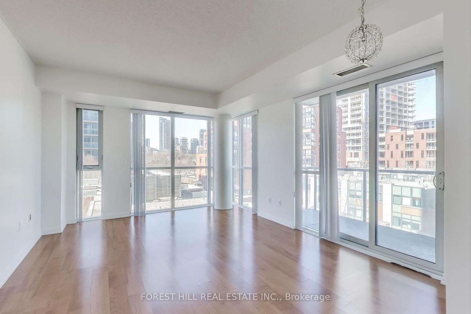 25 Cole St, unit 513 for sale