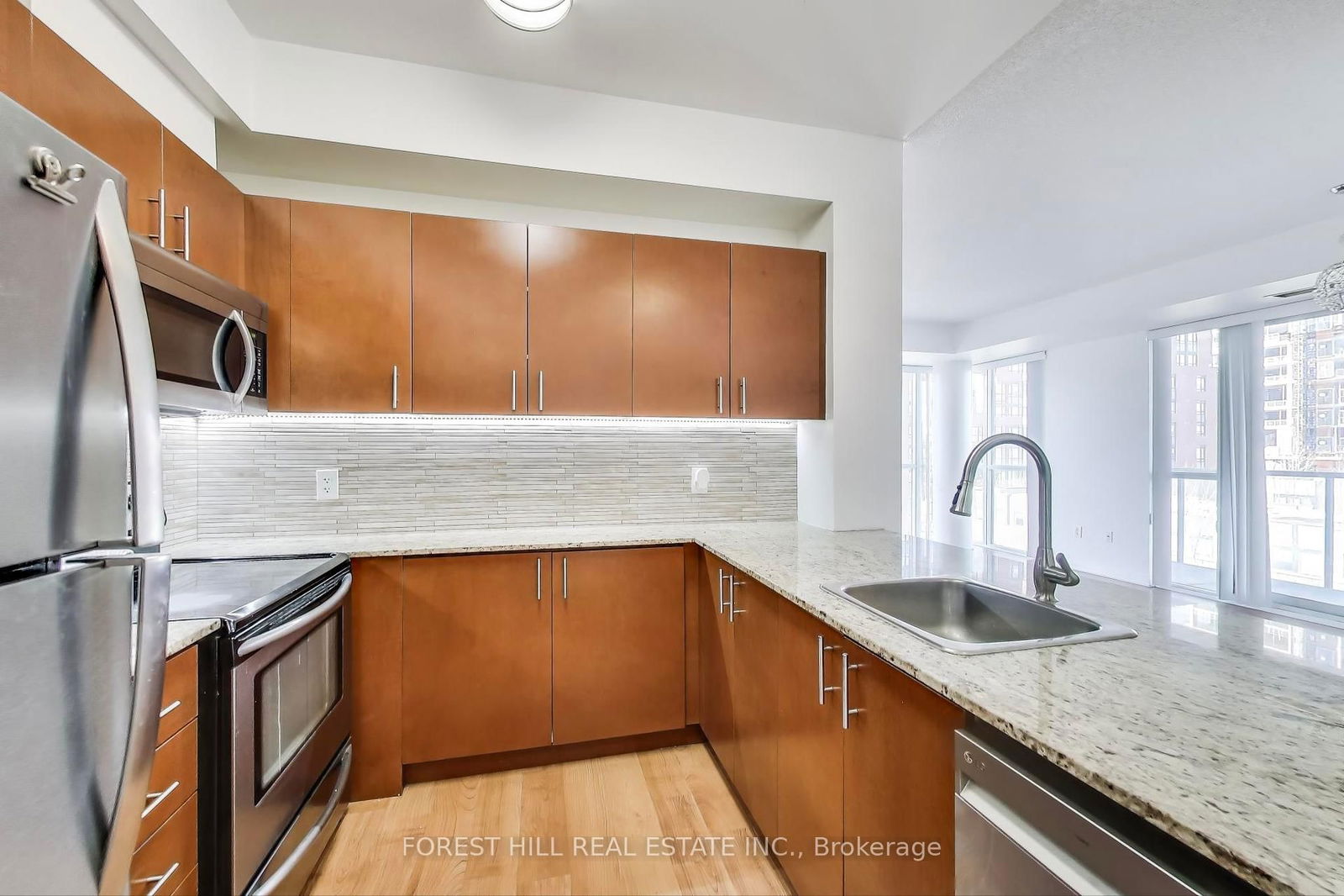 25 Cole St, unit 513 for sale